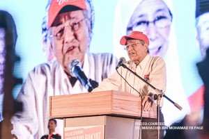 DFA sees closer PH-Malaysia ties with Mahathir win 